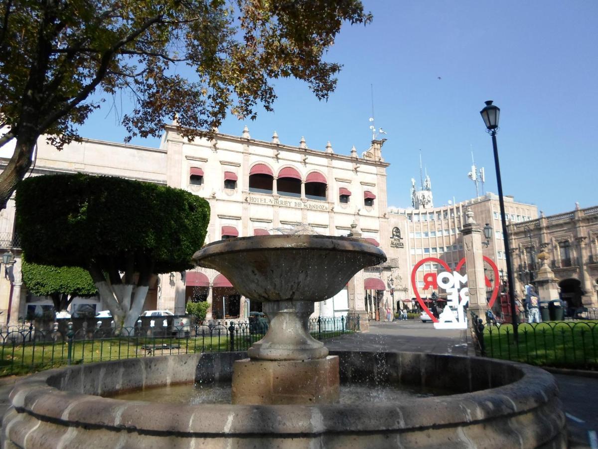 Virrey De Mendoza Hotel Morelia Buitenkant foto