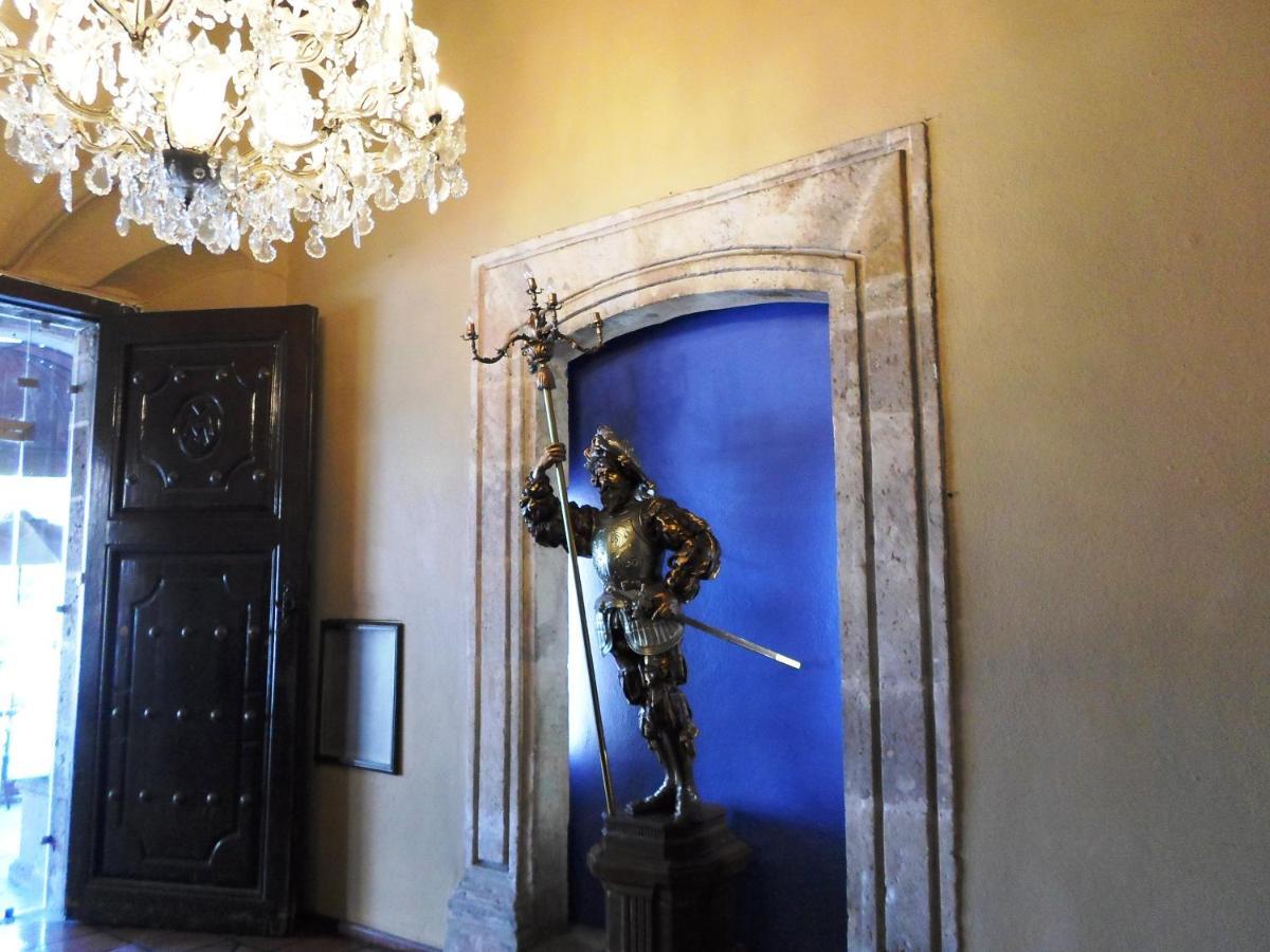 Virrey De Mendoza Hotel Morelia Buitenkant foto