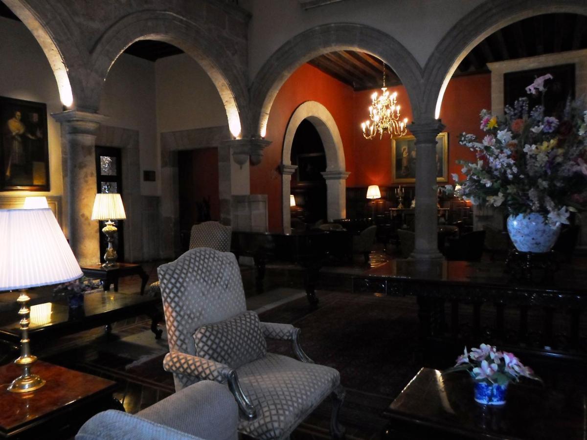 Virrey De Mendoza Hotel Morelia Buitenkant foto