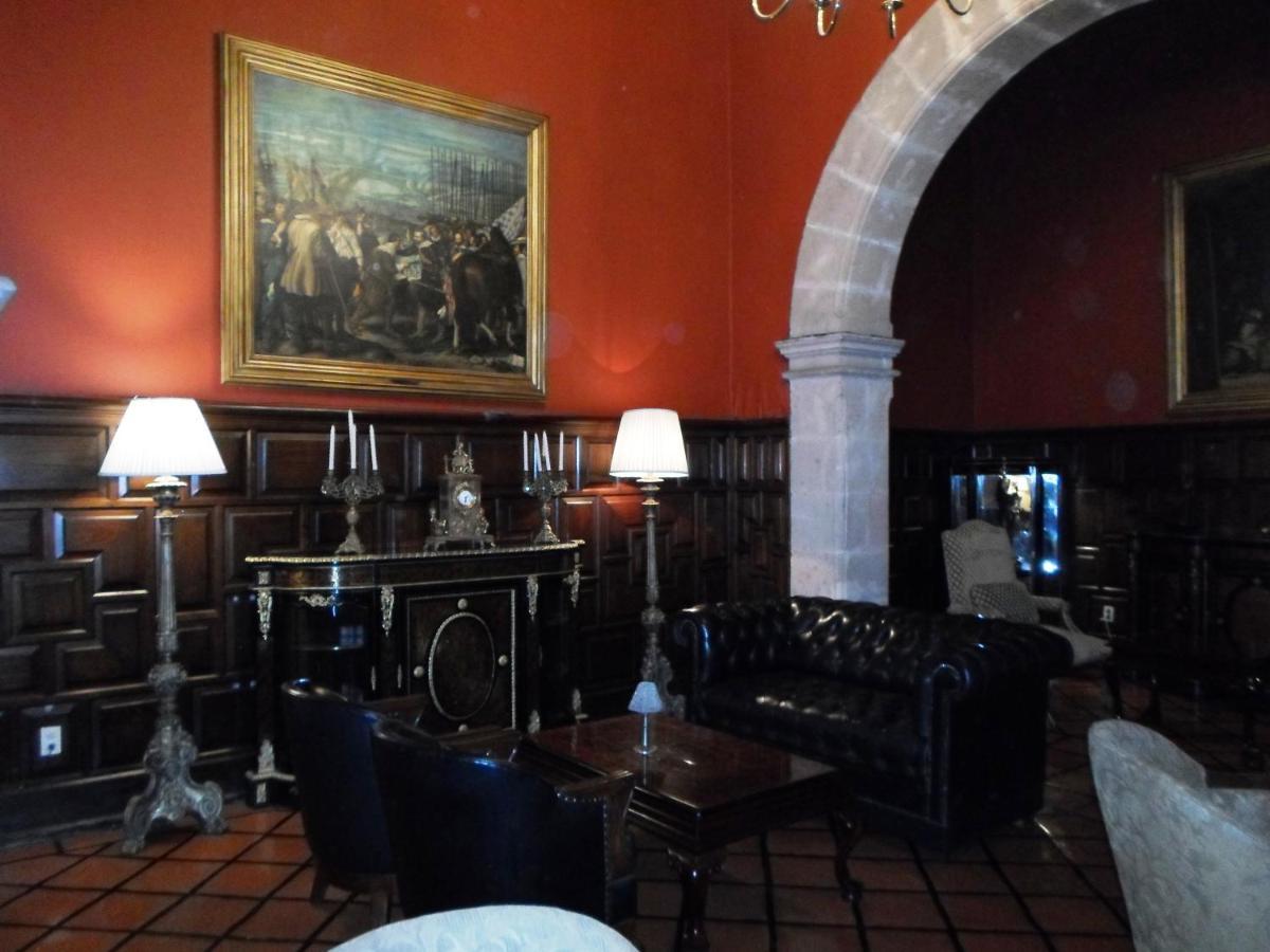 Virrey De Mendoza Hotel Morelia Buitenkant foto