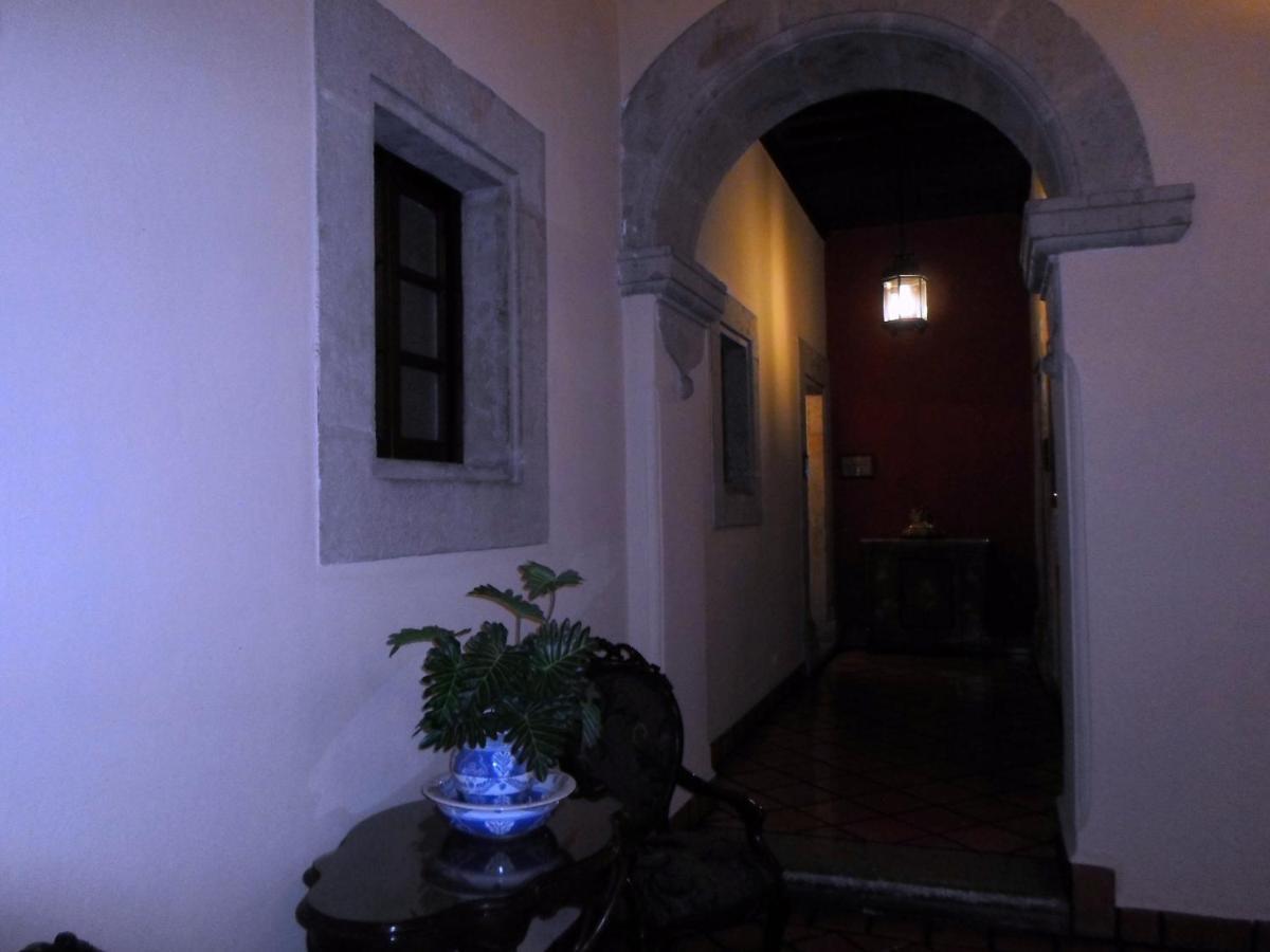 Virrey De Mendoza Hotel Morelia Buitenkant foto