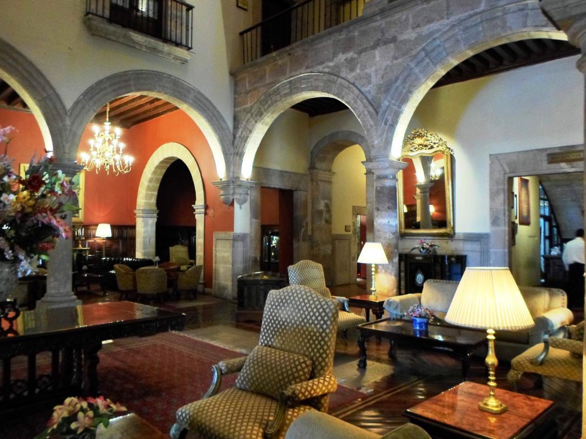 Virrey De Mendoza Hotel Morelia Buitenkant foto